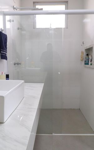 Casa para alugar com 490m², 4 quartos e 4 vagasBanheiro do Quarto 1