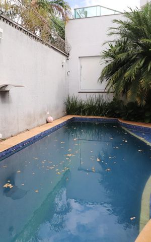 Casa para alugar com 490m², 4 quartos e 4 vagasPiscina