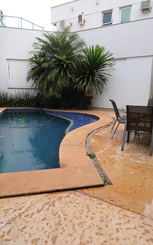 Casa para alugar com 490m², 4 quartos e 4 vagasPiscina