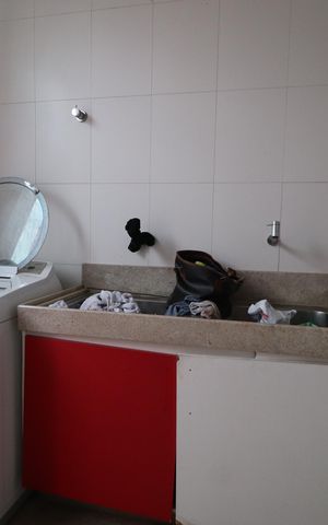 Casa para alugar com 490m², 4 quartos e 4 vagasÁrea de Serviço