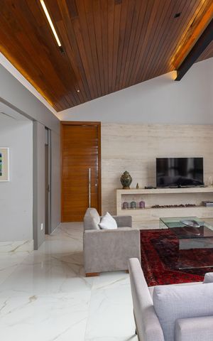 Casa de condomínio à venda com 450m², 4 quartos e 4 vagas Casa de condomínio à venda com 450m², 4 quartos e 4 vagasSala