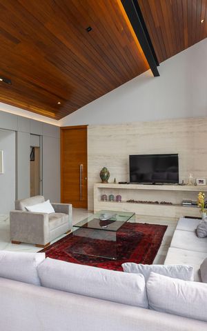 Casa de condomínio à venda com 450m², 4 quartos e 4 vagas Casa de condomínio à venda com 450m², 4 quartos e 4 vagasSala