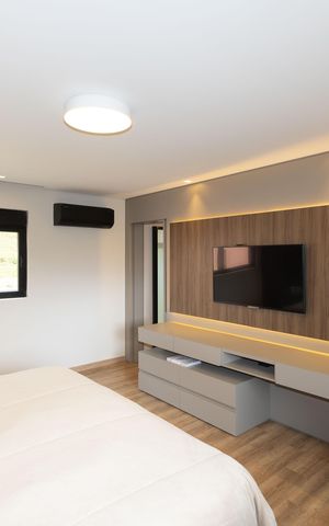 Casa de condomínio à venda com 450m², 4 quartos e 4 vagas Casa de condomínio à venda com 450m², 4 quartos e 4 vagasSuíte 2