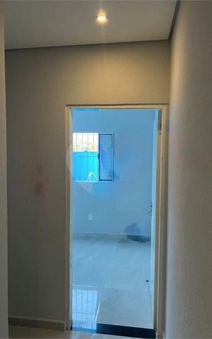 Casa à venda com 132m², 3 quartos e 2 vagas
