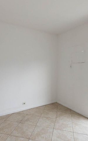Apartamento à venda com 344m², 4 quartos e 2 vagasQuarto 1