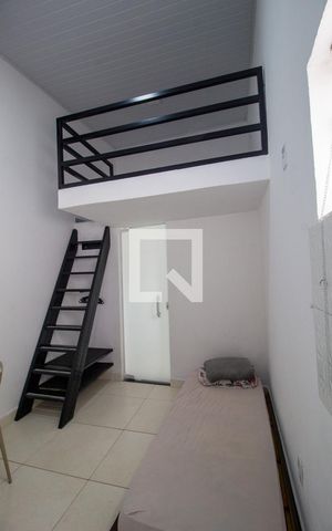 Studio para alugar com 28m², 1 quarto e sem vaga Studio para alugar com 28m², 1 quarto e sem vagaStudio