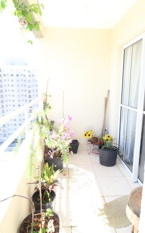 Apartamento para alugar com 62m², 2 quartos e 1 vagaSacada da Sala