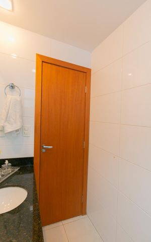 Apartamento para alugar com 140m², 4 quartos e 2 vagas Apartamento para alugar com 140m², 4 quartos e 2 vagasLavabo