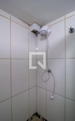 Studio para alugar com 29m², 1 quarto e sem vaga Studio para alugar com 29m², 1 quarto e sem vagaBanheiro