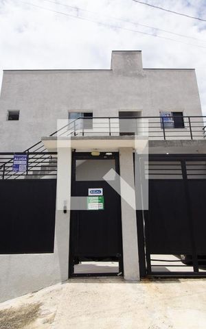 Studio para alugar com 30m², 1 quarto e sem vaga Studio para alugar com 30m², 1 quarto e sem vagaFachada