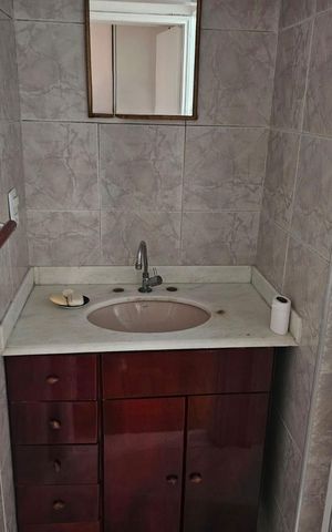 Apartamento à venda com 75m², 3 quartos e 2 vagas Apartamento à venda com 75m², 3 quartos e 2 vagasBanheiro