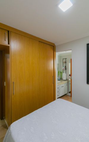 Apartamento à venda com 110m², 2 quartos e 2 vagas Apartamento à venda com 110m², 2 quartos e 2 vagasSuite