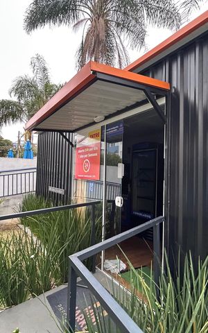 Apartamento à venda com 78m², 3 quartos e 1 vaga Apartamento à venda com 78m², 3 quartos e 1 vagaMercadinho