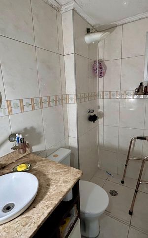 Apartamento à venda com 78m², 3 quartos e 1 vaga Apartamento à venda com 78m², 3 quartos e 1 vagaBanheiro