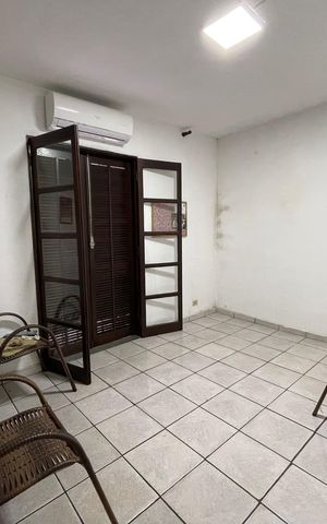 Casa para alugar com 200m², 2 quartos e 2 vagas Casa para alugar com 200m², 2 quartos e 2 vagasQuarto 1