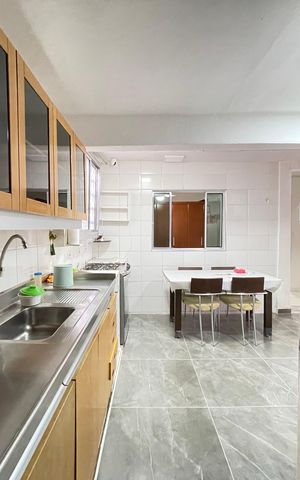 Casa para alugar com 200m², 2 quartos e 2 vagas Casa para alugar com 200m², 2 quartos e 2 vagasCozinha