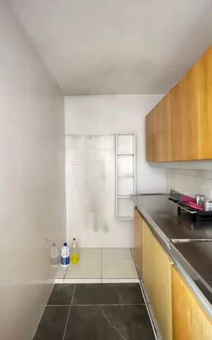 Casa para alugar com 200m², 2 quartos e 2 vagas Casa para alugar com 200m², 2 quartos e 2 vagasCozinha