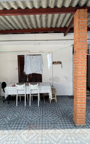 Casa para alugar com 200m², 2 quartos e 2 vagas Casa para alugar com 200m², 2 quartos e 2 vagasQuintal