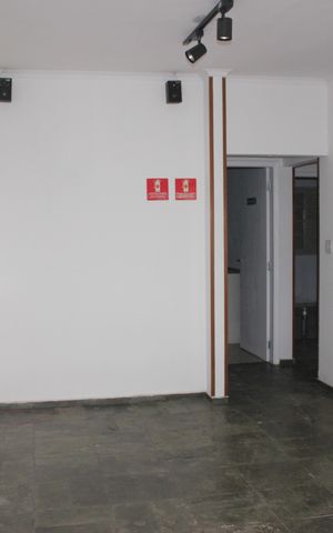 Casa para alugar com 109m², 2 quartos e 2 vagasSala