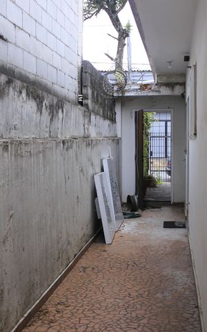 Casa para alugar com 109m², 2 quartos e 2 vagasCorredor/Quintal