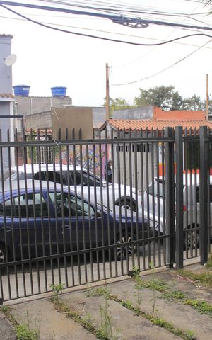 Casa para alugar com 109m², 2 quartos e 2 vagasGaragem