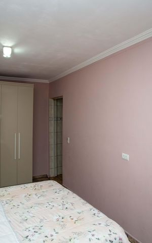 Casa à venda com 230m², 4 quartos e 2 vagasQuarto 2 - casa 1