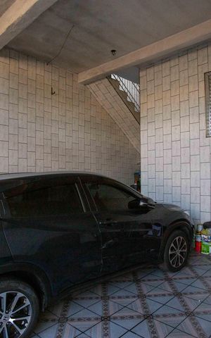 Casa à venda com 230m², 4 quartos e 2 vagasGaragem
