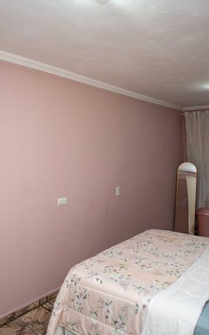 Casa à venda com 230m², 4 quartos e 2 vagasQuarto 2 - casa 1