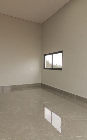Casa à venda com 260m², 4 quartos e 2 vagas Casa à venda com 260m², 4 quartos e 2 vagasSala