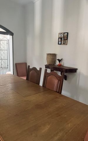 Casa à venda com 245m², 6 quartos e 3 vagas Casa à venda com 245m², 6 quartos e 3 vagasSala 4
