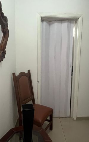 Casa à venda com 245m², 6 quartos e 3 vagas Casa à venda com 245m², 6 quartos e 3 vagasCorredor