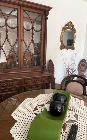 Casa à venda com 245m², 6 quartos e 3 vagas Casa à venda com 245m², 6 quartos e 3 vagasSala 3