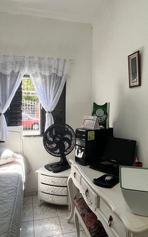 Casa à venda com 245m², 6 quartos e 3 vagas Casa à venda com 245m², 6 quartos e 3 vagasQuarto 2
