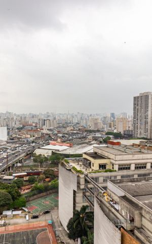 Apartamento à venda com 40m², 2 quartos e sem vaga Apartamento à venda com 40m², 2 quartos e sem vagaSala - Vista