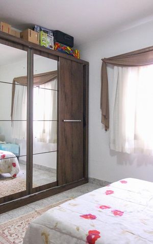Casa à venda com 175m², 3 quartos e 2 vagas Casa à venda com 175m², 3 quartos e 2 vagasQuarto 1