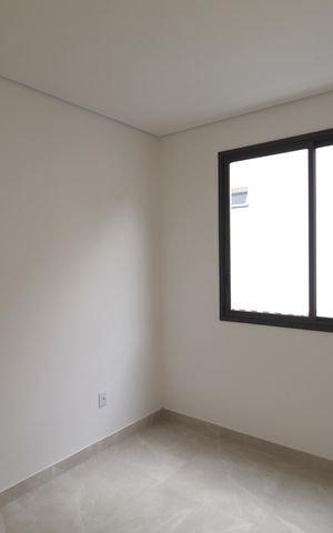 Casa de condomínio à venda com 140m², 3 quartos e 2 vagasQuarto 1