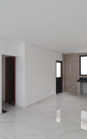 Casa de condomínio à venda com 140m², 3 quartos e 2 vagasSala