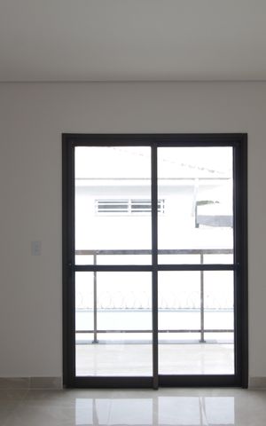 Casa de condomínio à venda com 140m², 3 quartos e 2 vagasSuite