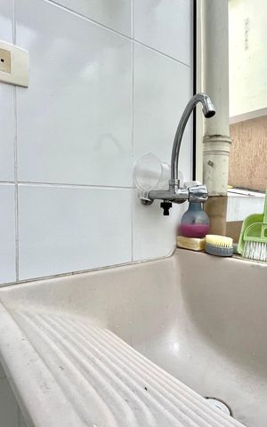 Casa à venda com 200m², 4 quartos e 2 vagas Casa à venda com 200m², 4 quartos e 2 vagasÁrea de Serviço