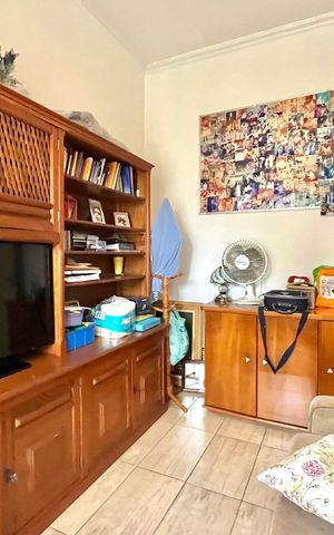 Casa à venda com 200m², 4 quartos e 2 vagas Casa à venda com 200m², 4 quartos e 2 vagasQuarto 2