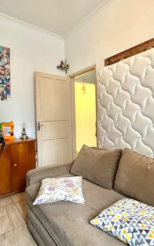 Casa à venda com 200m², 4 quartos e 2 vagas Casa à venda com 200m², 4 quartos e 2 vagasQuarto 2