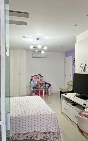 Casa de condomínio à venda com 350m², 3 quartos e 2 vagas Casa de condomínio à venda com 350m², 3 quartos e 2 vagasSuíte 1