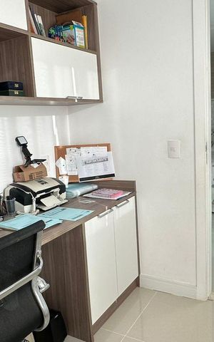 Casa de condomínio à venda com 350m², 3 quartos e 2 vagas Casa de condomínio à venda com 350m², 3 quartos e 2 vagasSuíte 3