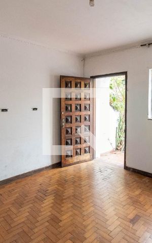Casa à venda com 90m², 2 quartos e sem vaga