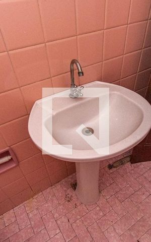 Casa à venda com 90m², 2 quartos e sem vaga