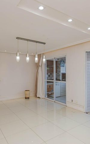 Apartamento à venda com 136m², 3 quartos e 2 vagasSala