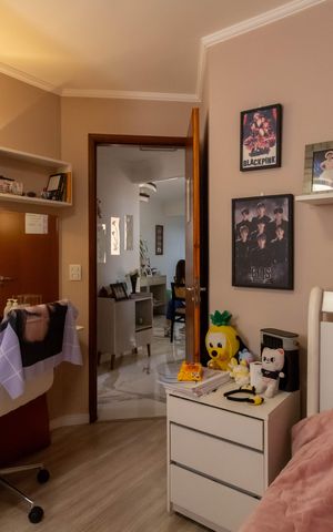 Apartamento à venda com 140m², 3 quartos e 2 vagas Apartamento à venda com 140m², 3 quartos e 2 vagasQuarto 1