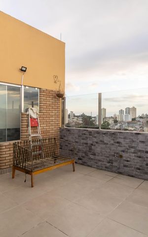 Apartamento à venda com 140m², 3 quartos e 2 vagas Apartamento à venda com 140m², 3 quartos e 2 vagasCobertura