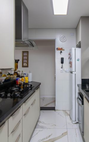 Apartamento à venda com 140m², 3 quartos e 2 vagas Apartamento à venda com 140m², 3 quartos e 2 vagasCozinha