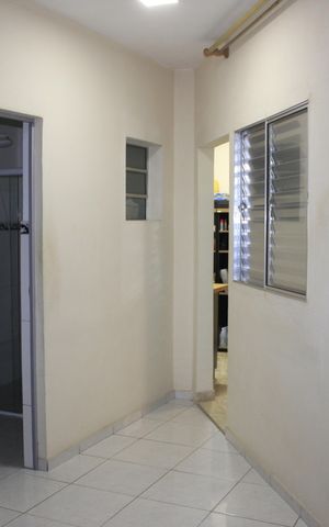 Casa à venda com 51m², 4 quartos e 1 vagaSuíte da casa 2